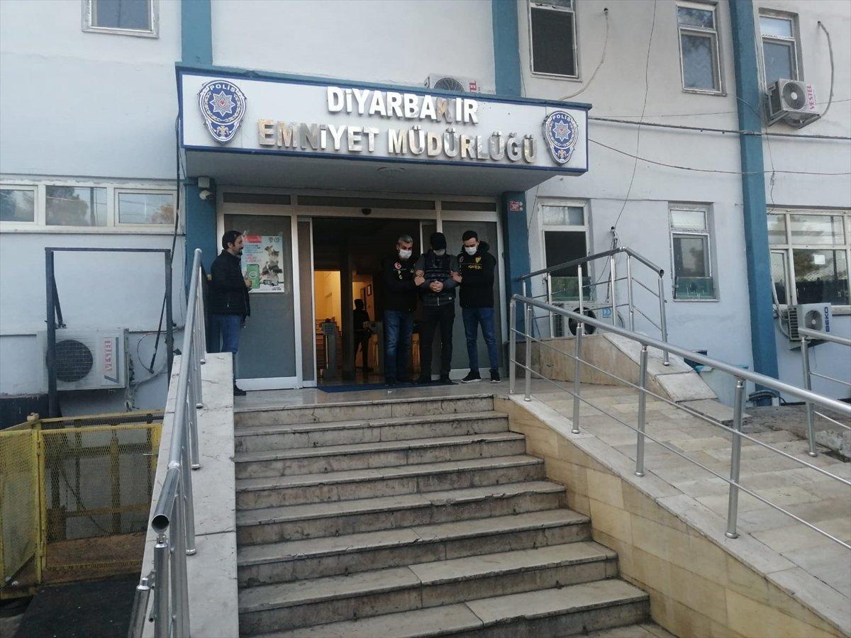 Diyarbakır'da polisi şehit eden firari yakalandı