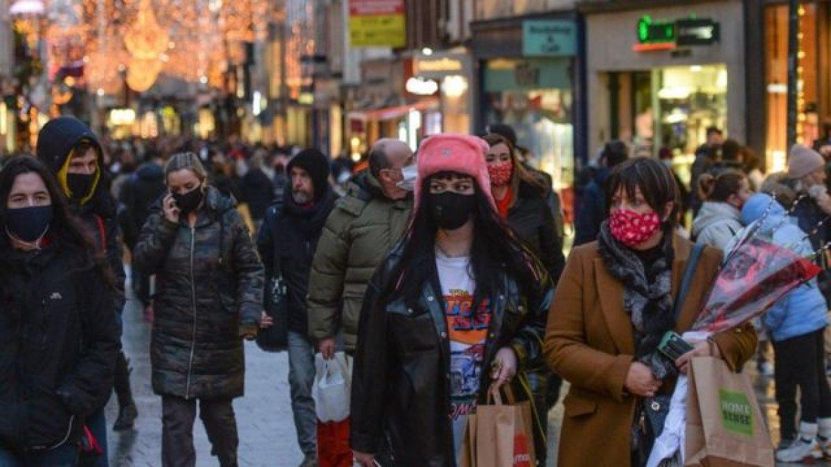 Uzmanlardan Türkiye'ye koronavirüste yeni dalga uyarısı