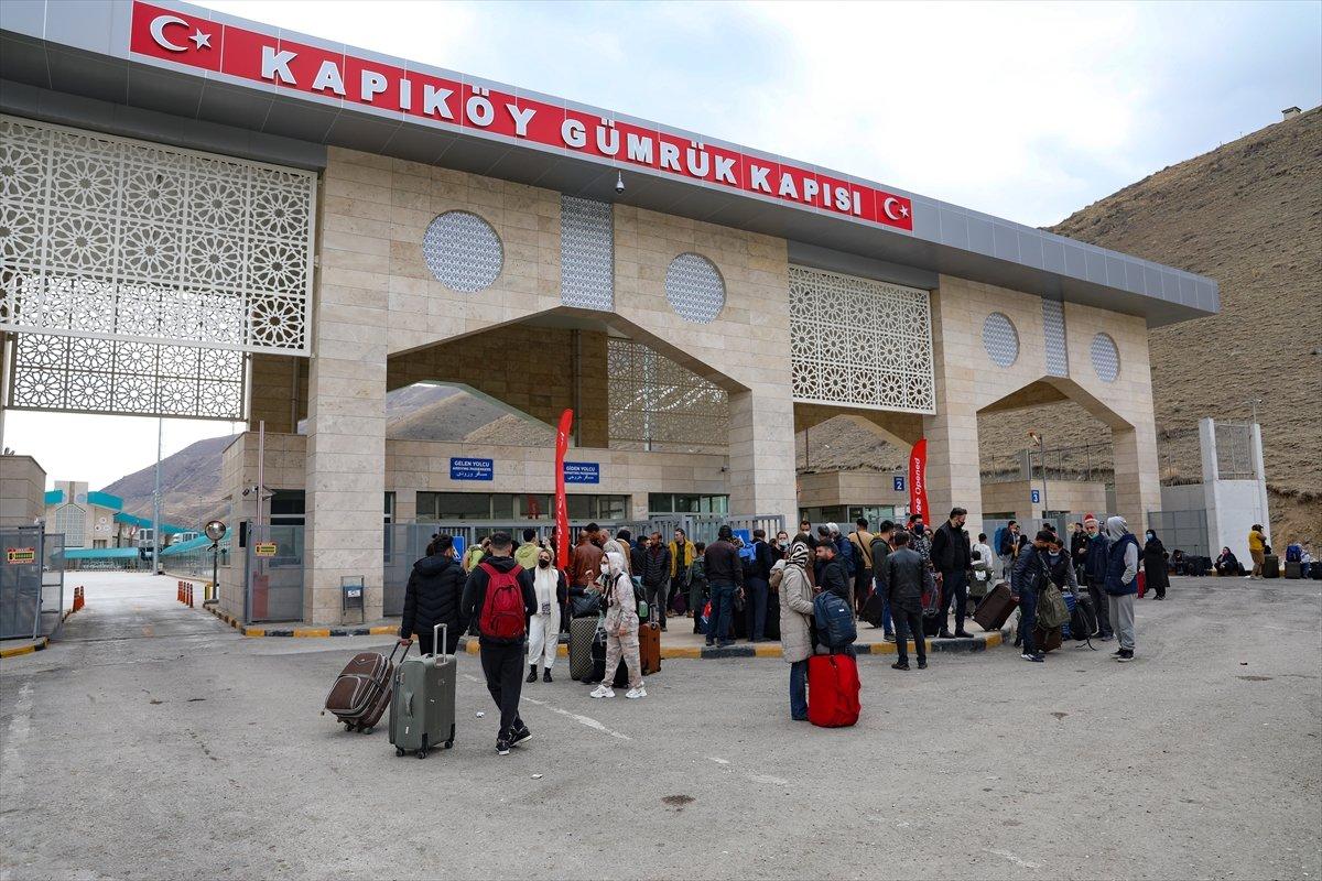 İranlı turistler, alışveriş için Van'a geldi