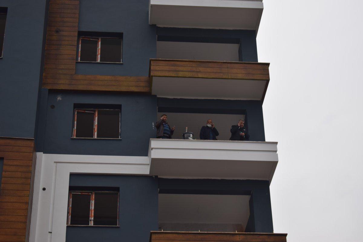 Malatya'da kavgayı ayıran işçi tüfekle vuruldu