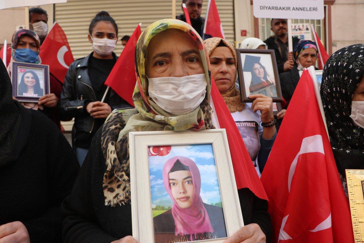 Diyarbakır annesinden HDP’ye tepki: Kadın hakları diyorlar, ben de kadınım