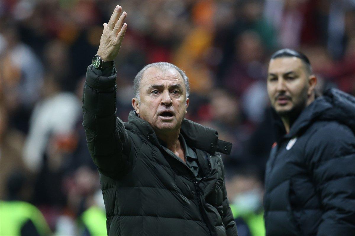 Fatih Terim: Bugün istenen ve özlenen Galatasaray vardı