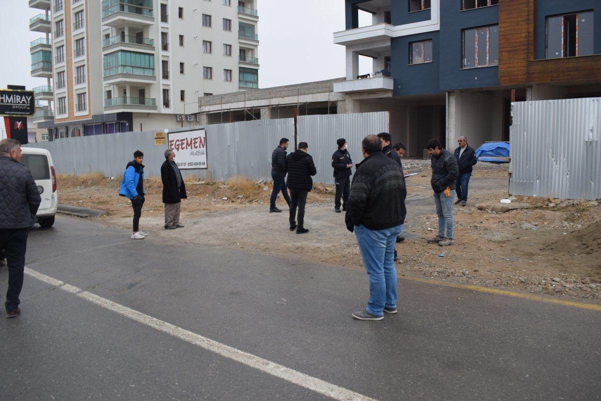 Malatya'da kavgayı ayıran işçi tüfekle vuruldu