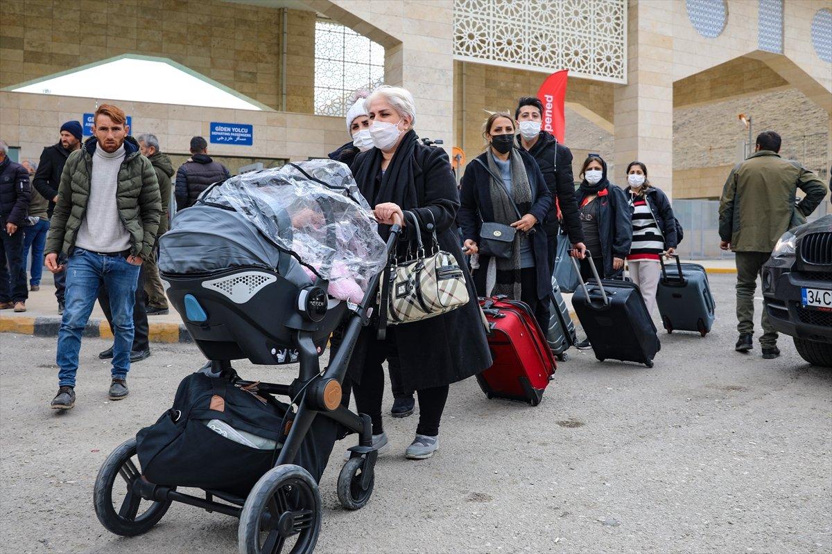 İranlı turistler, alışveriş için Van'a geldi