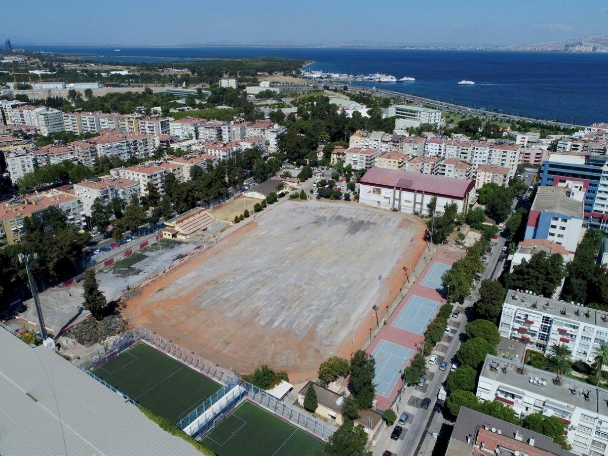 Altay'ın stadının adı 'Alsancak Mustafa Denizli Stadı' oldu