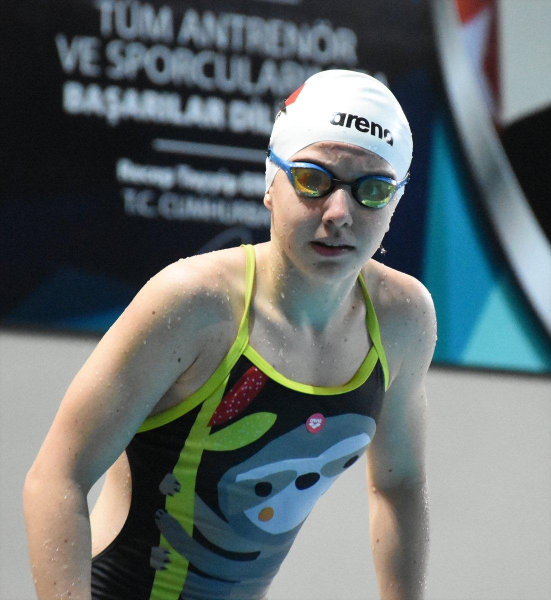 70 madalyalı milli yüzücü Tuna Erdoğan'ın hedefi Dünya Şampiyonluğu