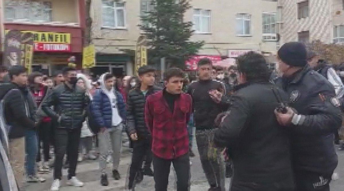 Konya'da öğrenci velileri birbirine girdi