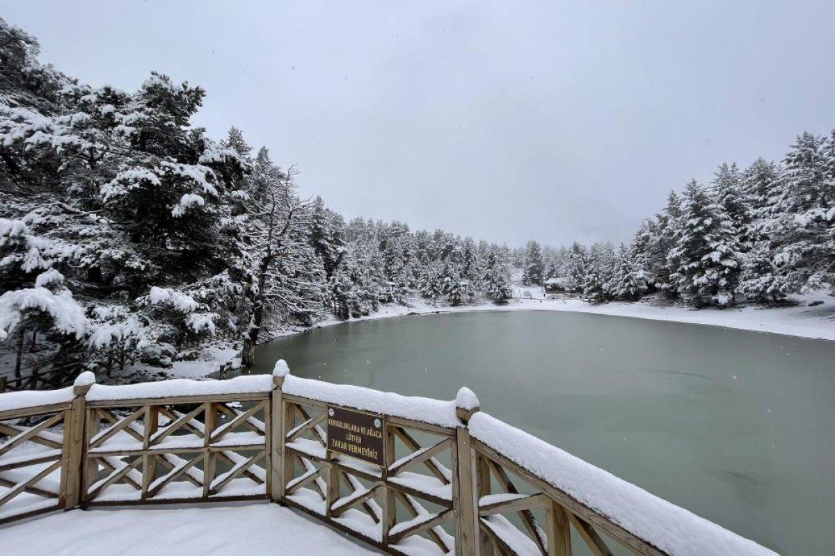 Zigana Dağı beyaza büründü