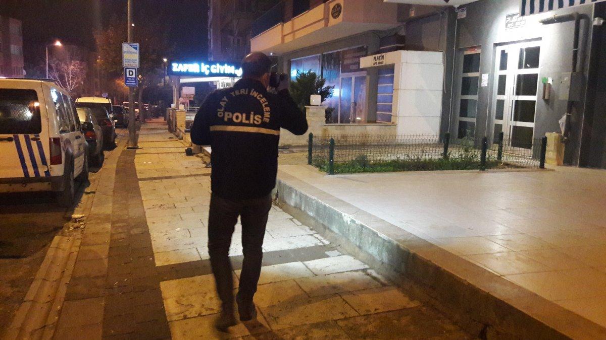 Denizli'de baba, kendisini döven oğlunu bıçaklayarak kurtuldu