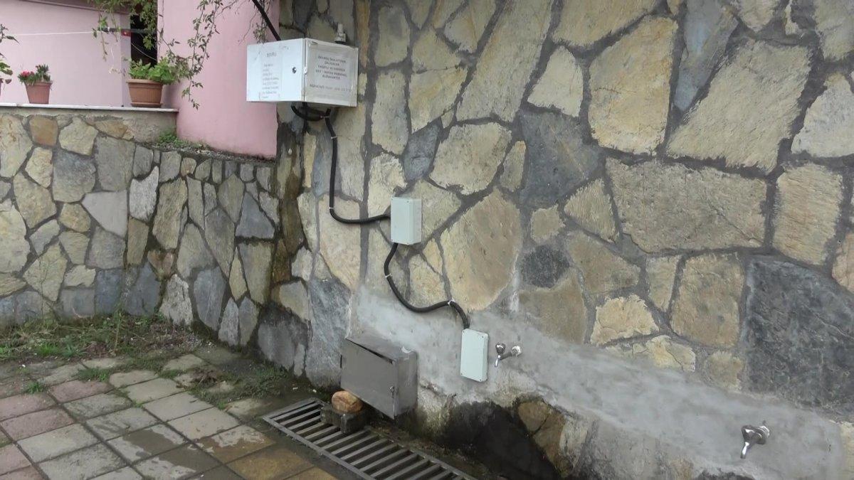 İstanbul'da köy çeşmesindeki sıra kavgasına kartlı çözüm