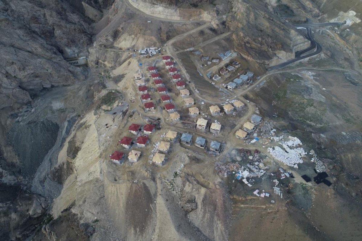 Artvin'de sular altında kalacak olan köy için çalışmalar başladı