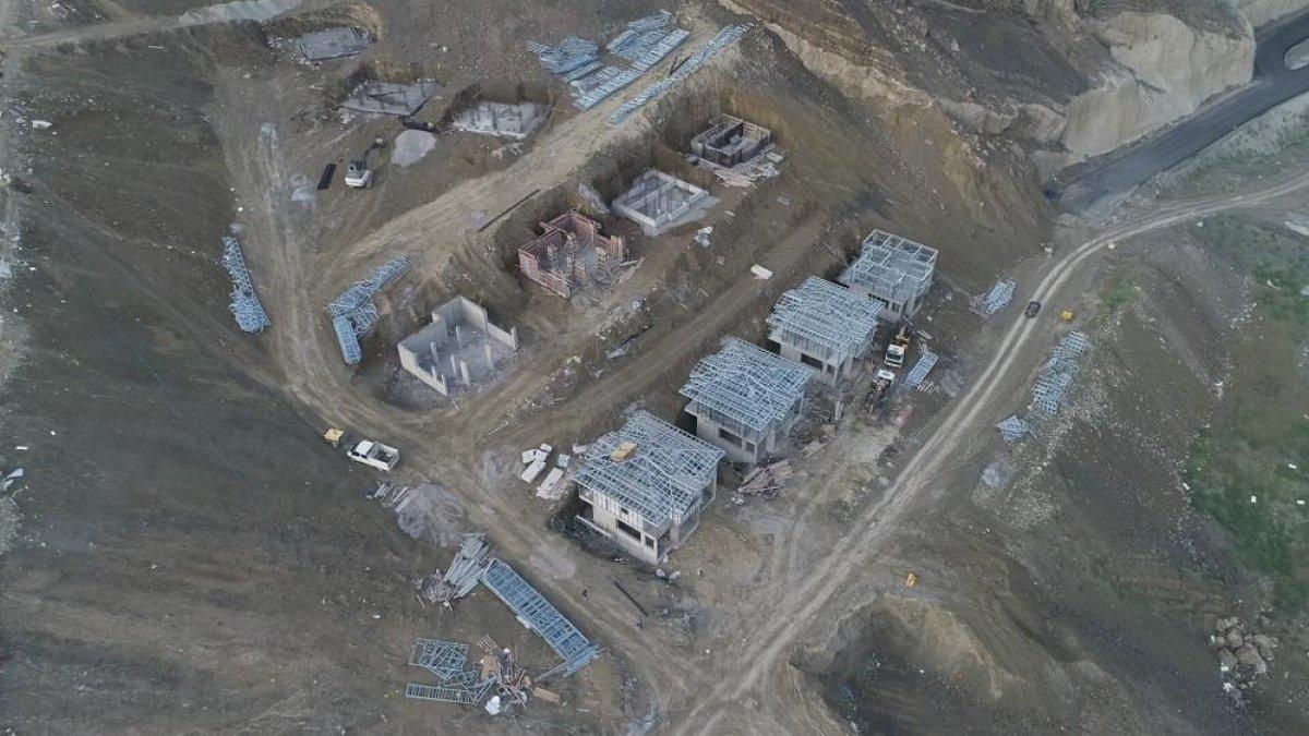 Artvin'de sular altında kalacak olan köy için çalışmalar başladı