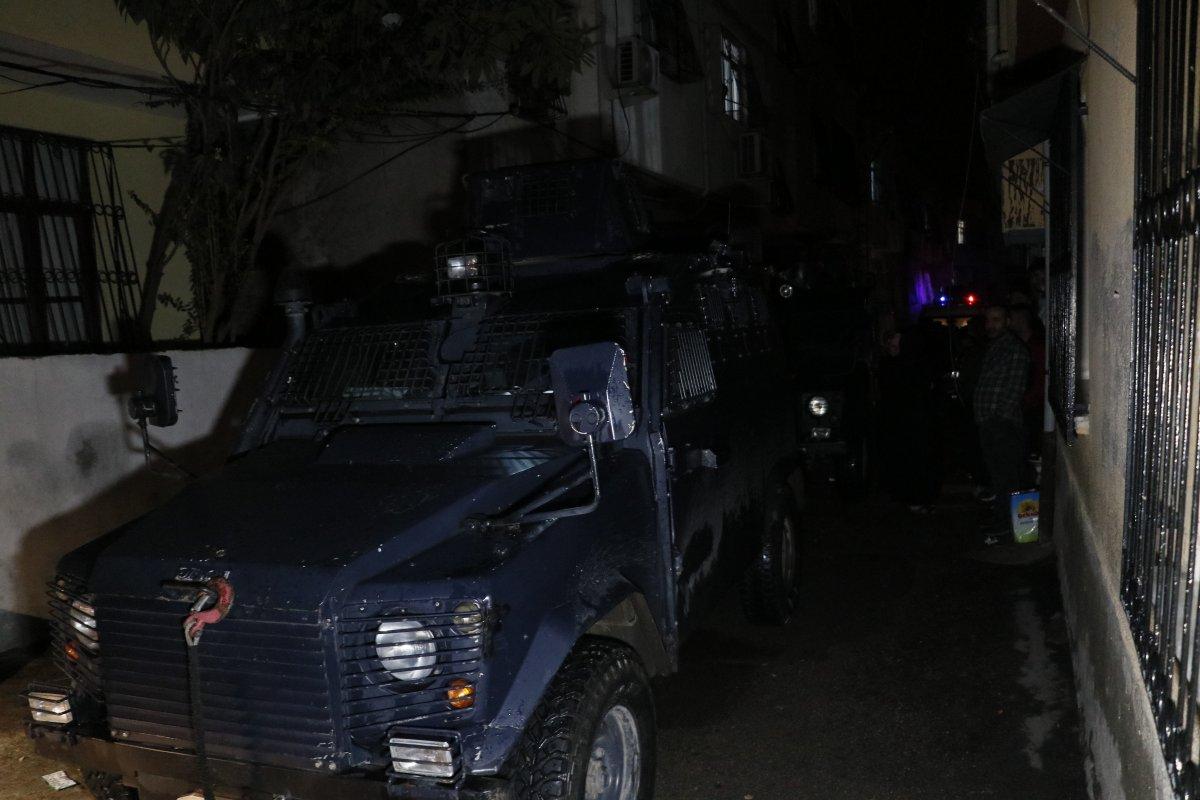 Adana'da çeyiz kavgasına tutuşan aileler tüfekle birbirine saldırdı