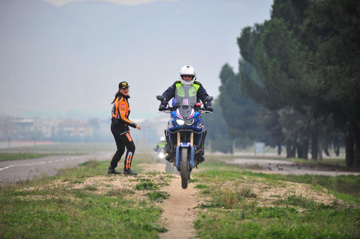 KADES'in yeni kahramanları: Motosikletli kadın jandarmalar
