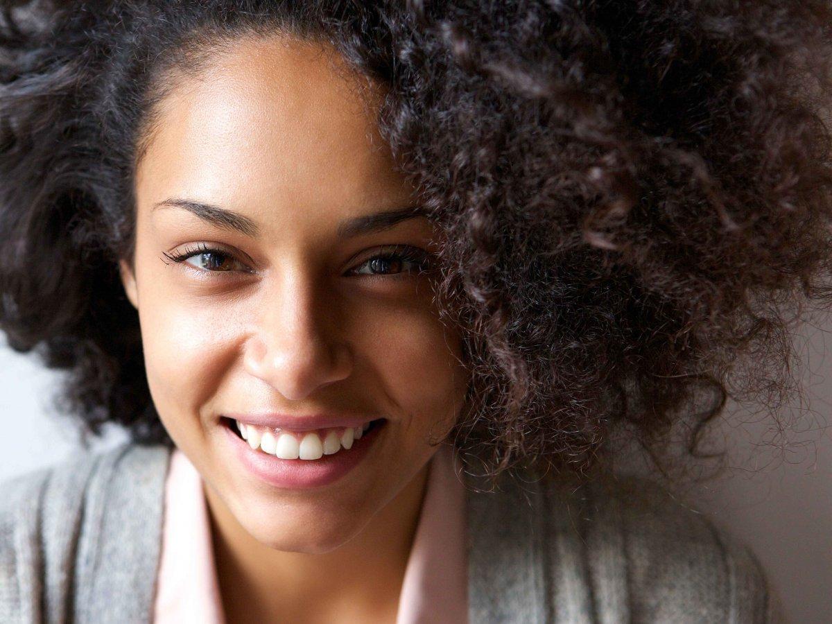 Daha sık gülümsemek için 8 bilimsel neden