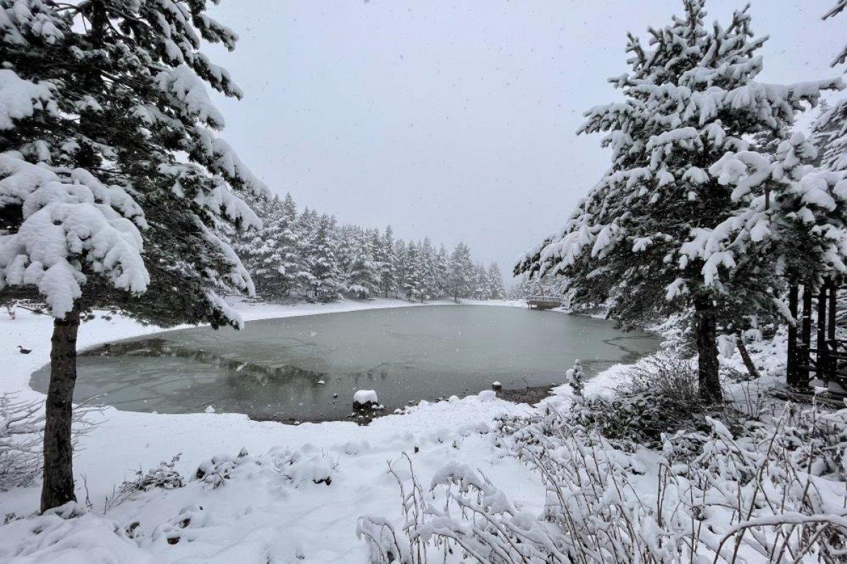 Zigana Dağı beyaza büründü