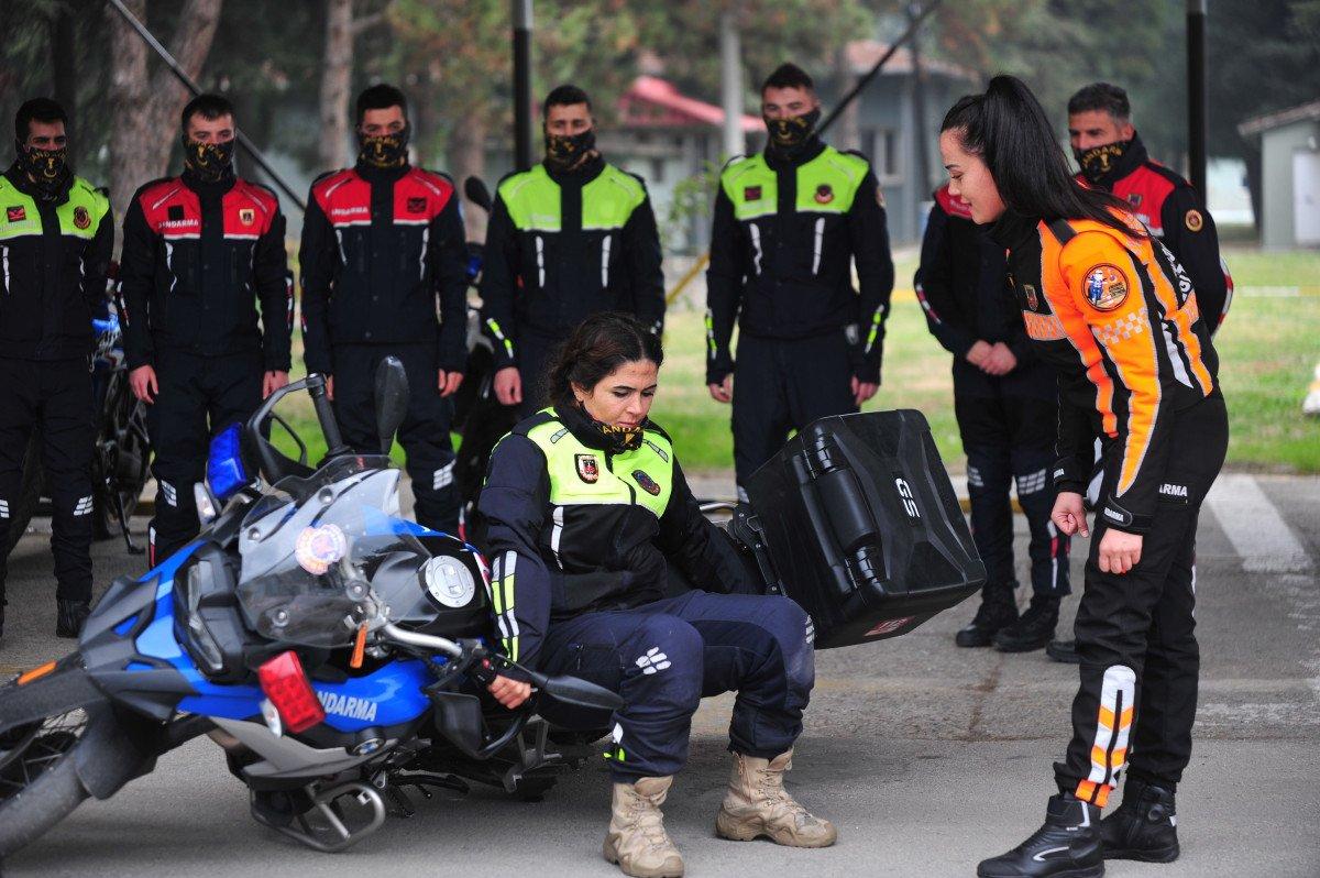 KADES'in yeni kahramanları: Motosikletli kadın jandarmalar