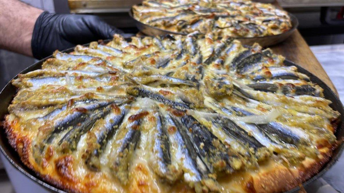 Düzce'de hamsili pizza yapıldı
