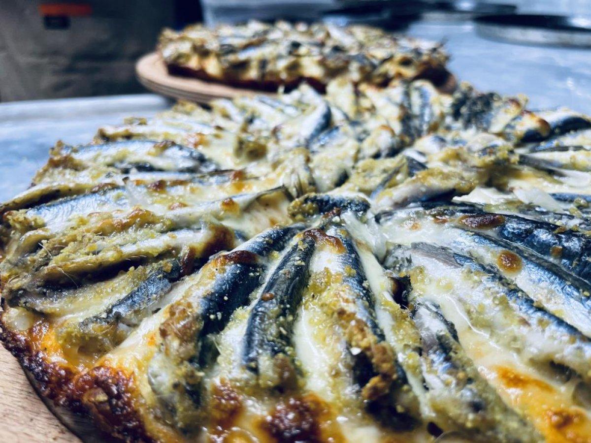 Düzce'de hamsili pizza yapıldı