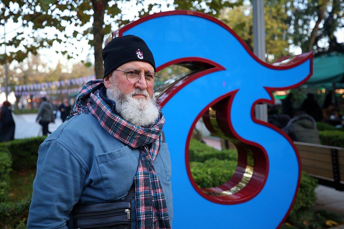 Trabzonsporlu taraftarın sosyal medyadaki galibiyet sevinci