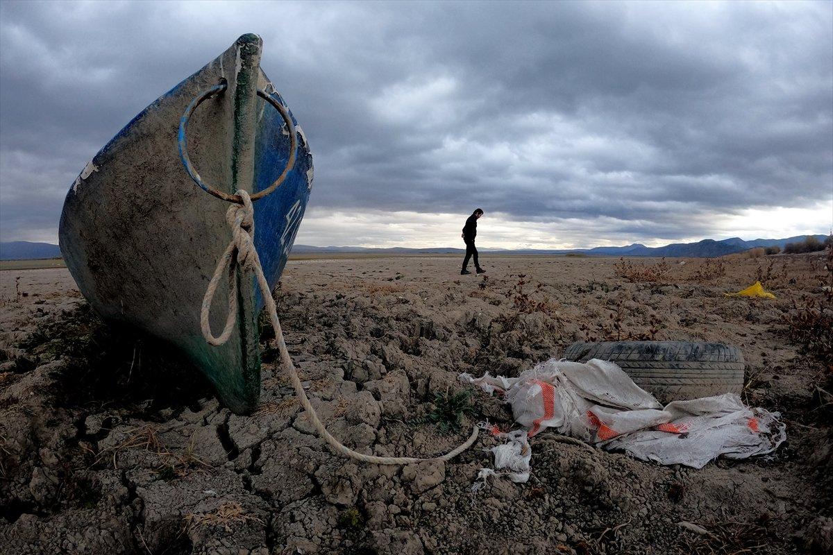Konya'daki göller kuraklık nedeniyle çekilmeye başladı
