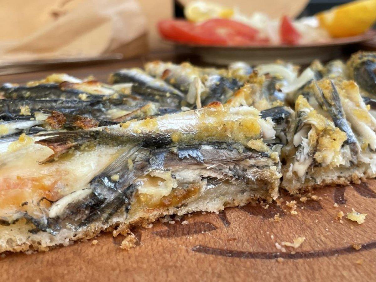 Düzce'de hamsili pizza yapıldı