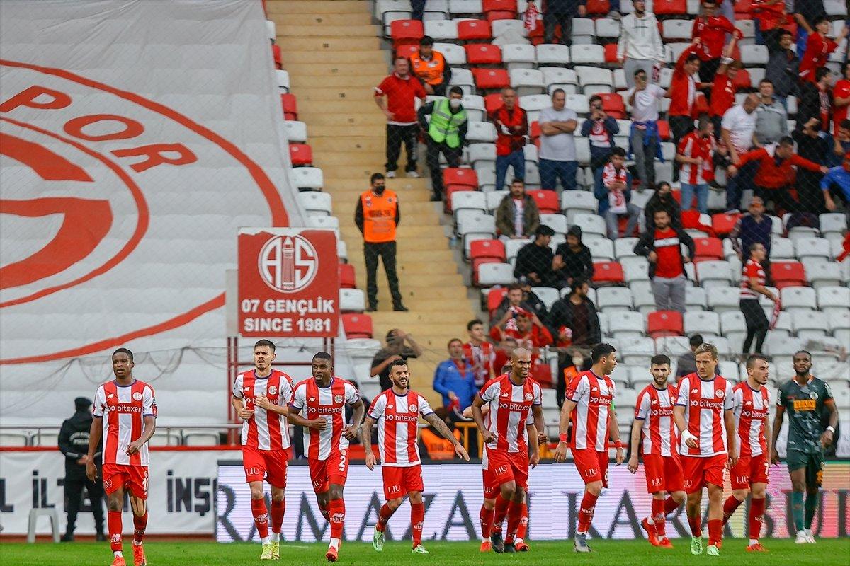 Akdeniz derbisinin galibi Antalyaspor