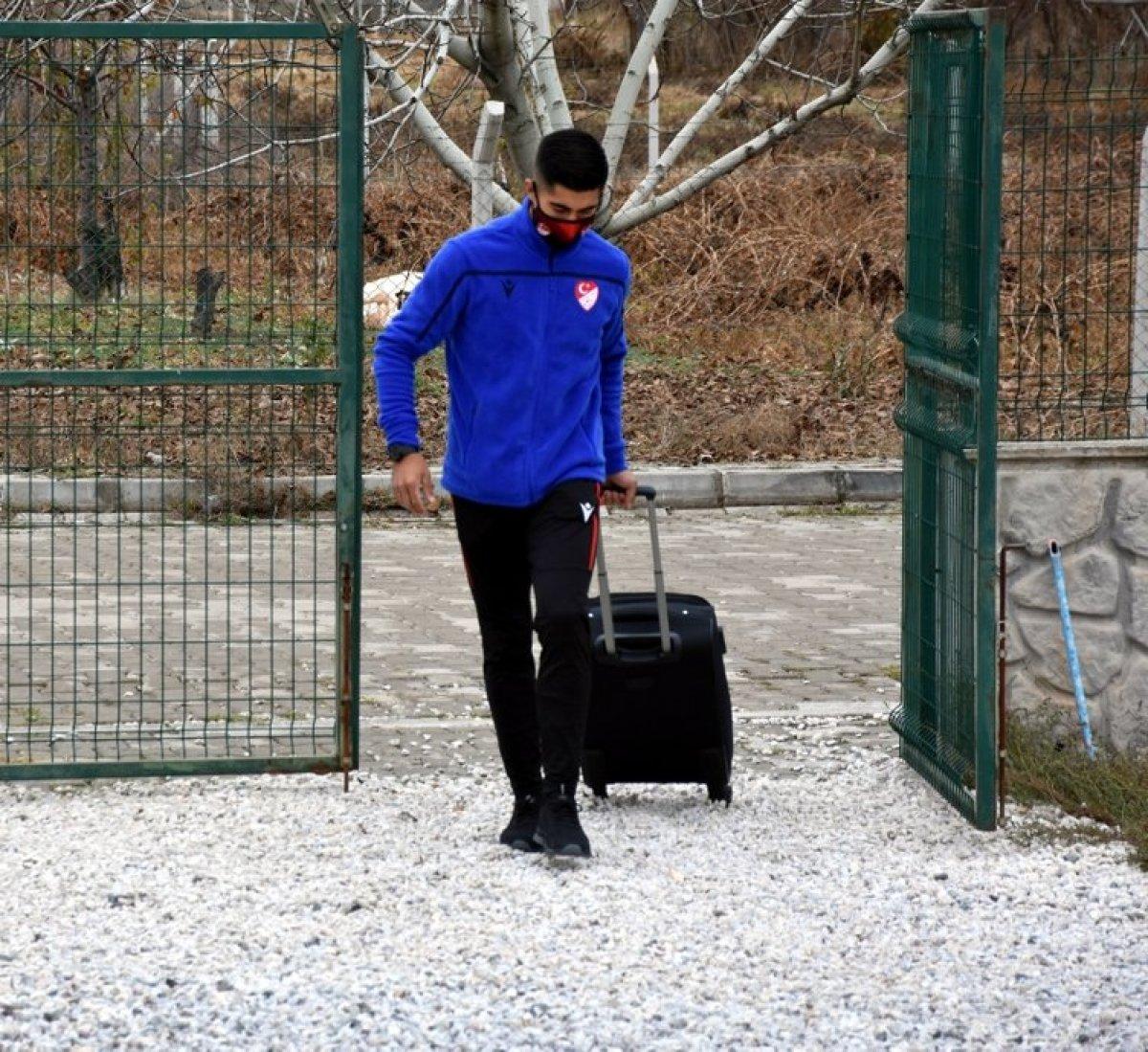 Kırıkkaleli Abdülkadir İleri hem hakemlik hem de hayvancılık yapıyor