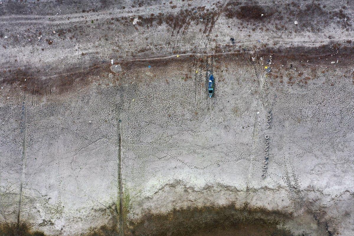 Konya'daki göller kuraklık nedeniyle çekilmeye başladı