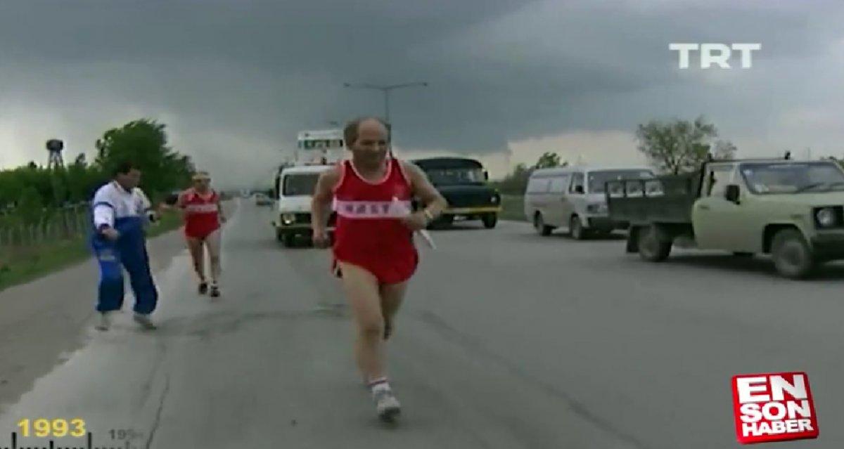Master atletlerle röportaj yapan TRT muhabirinin zor anları