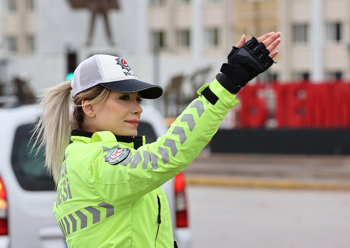 Ankara'nın kalbinde trafik güvenliği, kadın polislere emanet