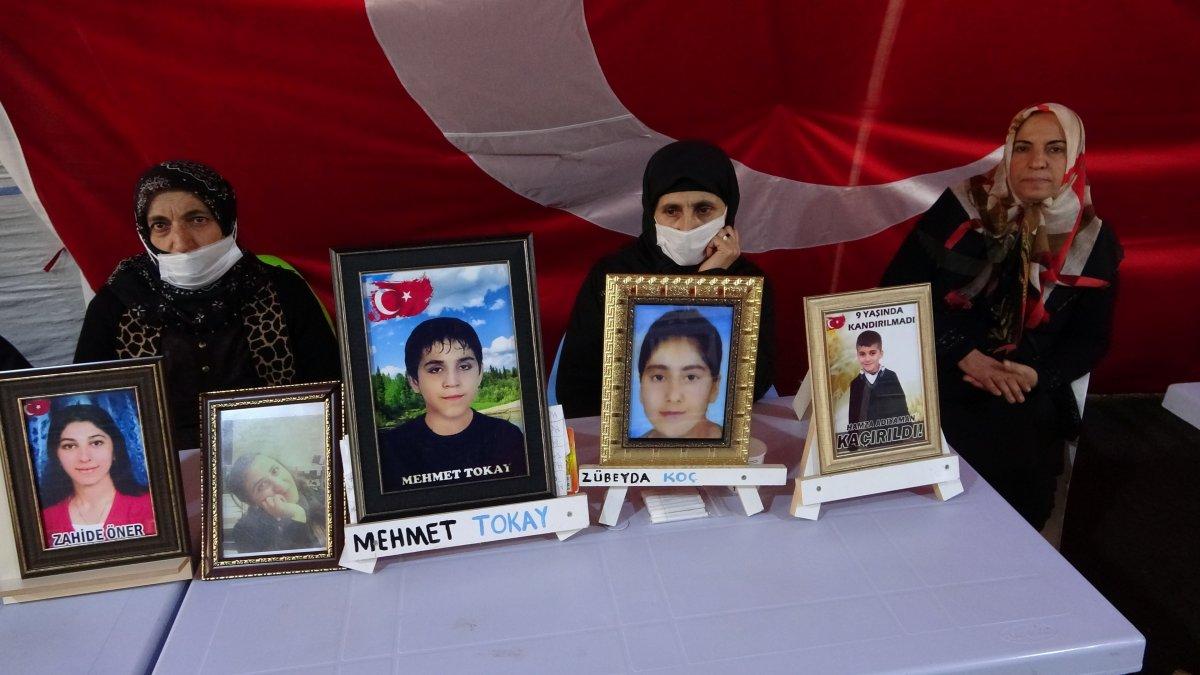 Evlat nöbetindeki baba: Evlatlarımızı kullanan Amerika, İngiltere ve Fransa’dır