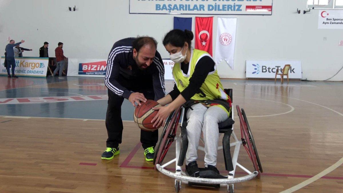Yozgat'taki Ayşe'nin hedefi, milli takıma dahil olmak