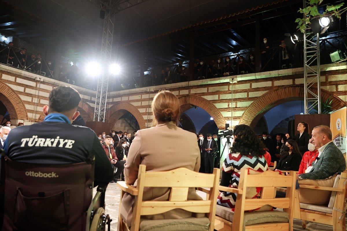 Cumhurbaşkanı Erdoğan'dan 'Engelleri Birlikte Aştık' buluşması