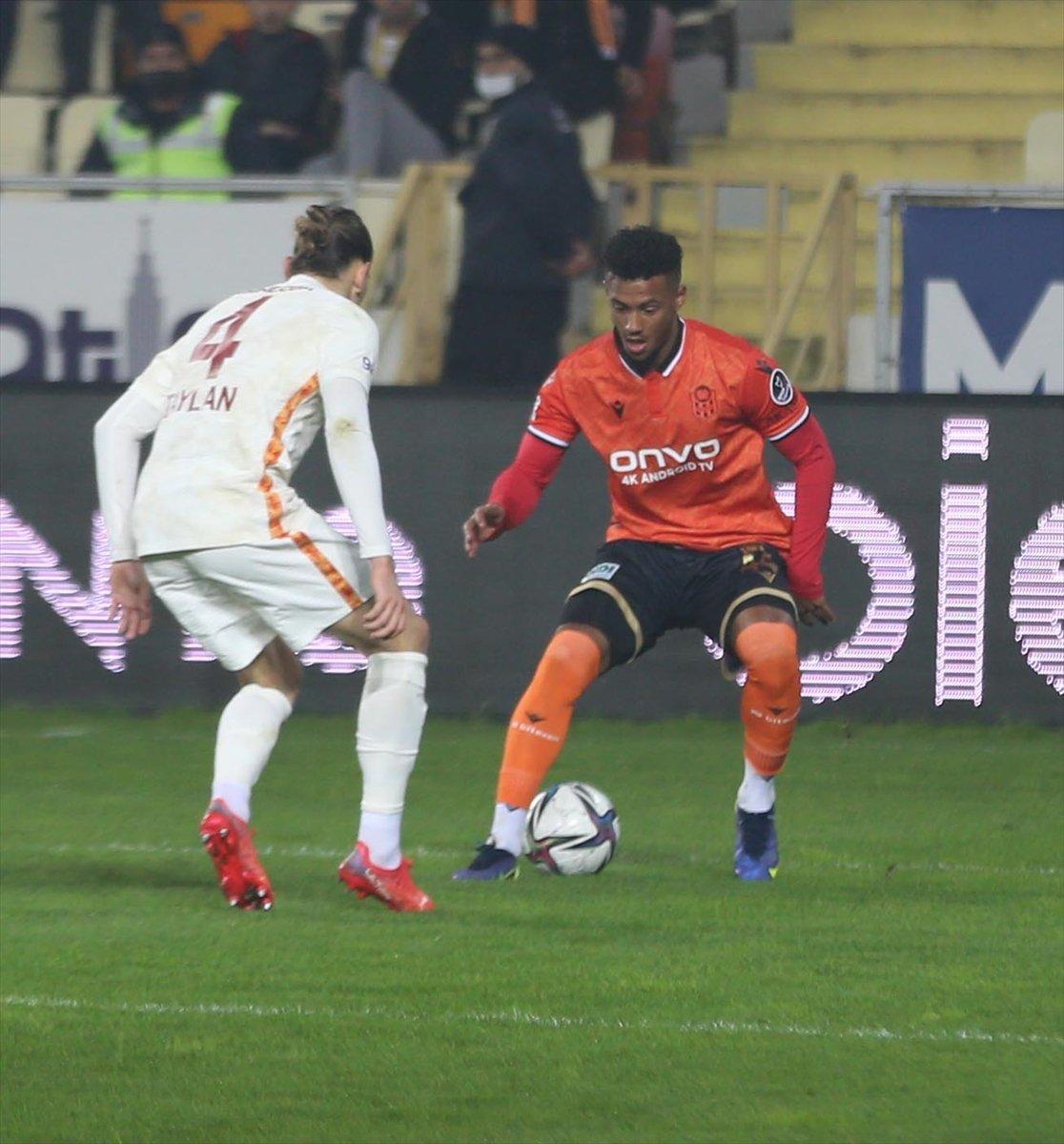 Galatasaray, Yeni Malatyaspor'la berabere kaldı