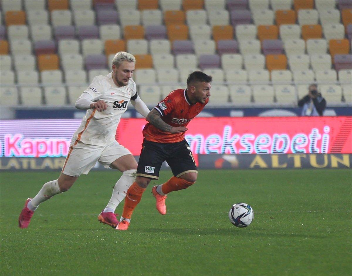 Galatasaray, Yeni Malatyaspor'la berabere kaldı