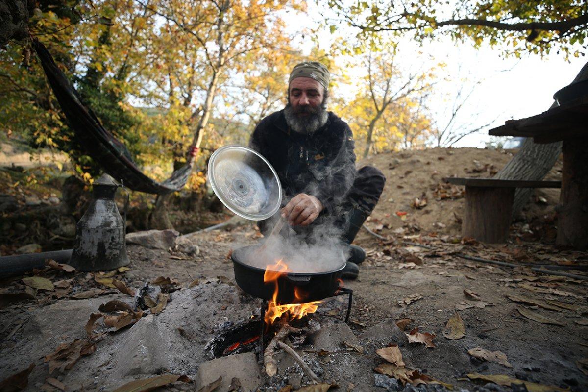 İstanbul'da iş stresinden bunalan mühendis, Kazdağları'nda 'dağ adamı' oldu