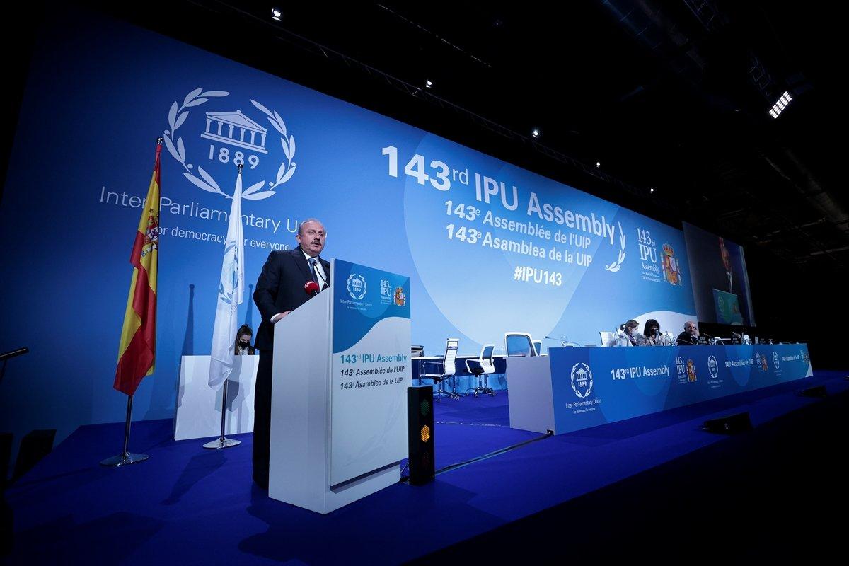 Mustafa Şentop: Türkiye Avrupa'nın göçmen deposu değildir