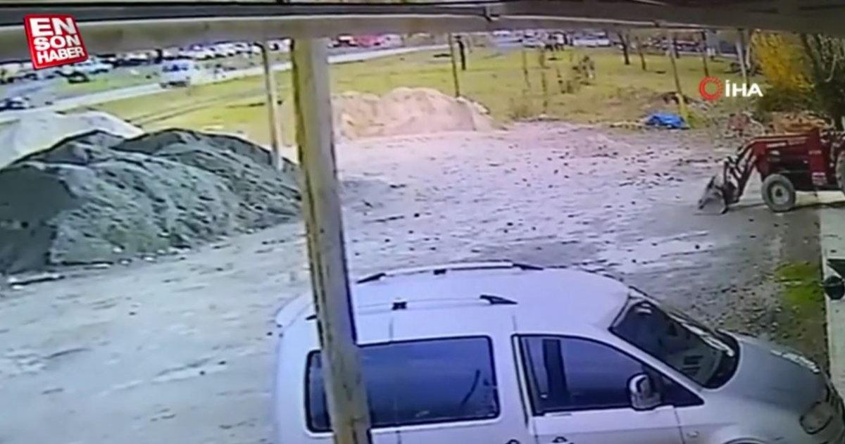 Samsun'da yolun karşısına geçmek isteyen yayaya araç çarptı