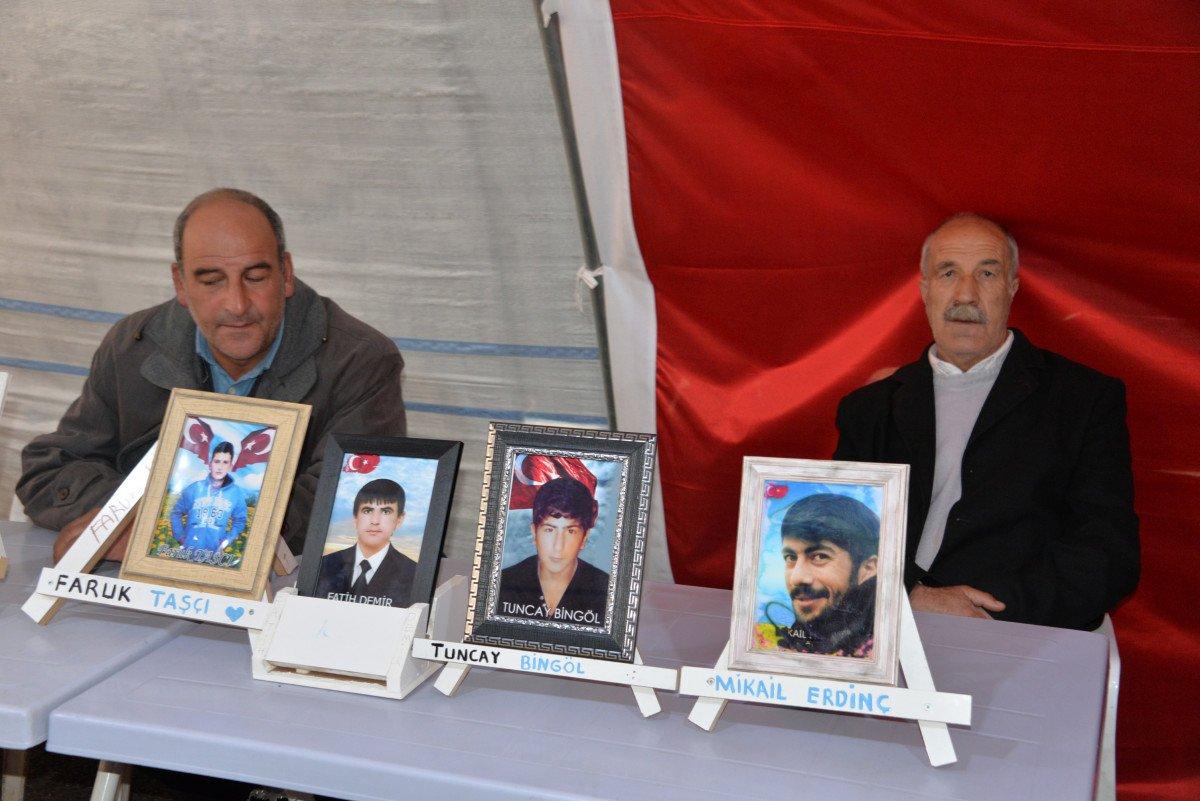 Evlat nöbetini sürdüren aileler: Ön kapı Meclis, arka kapı Kandil kapısı