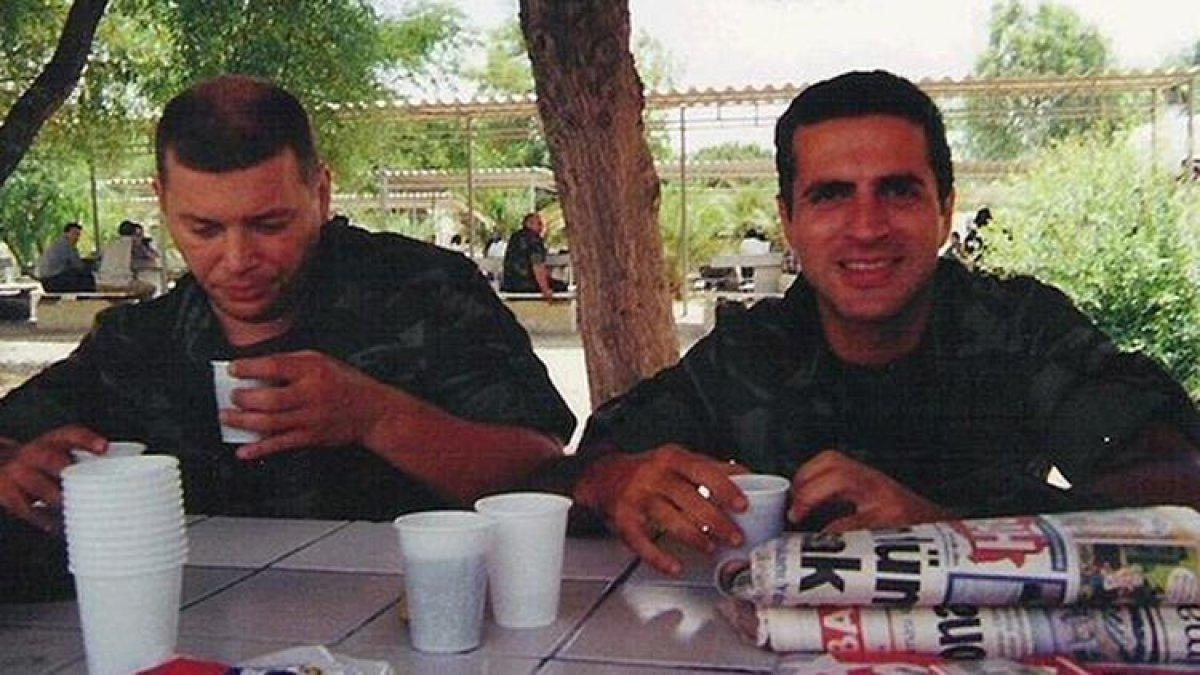 Teoman, askerlik fotoğrafını paylaştı