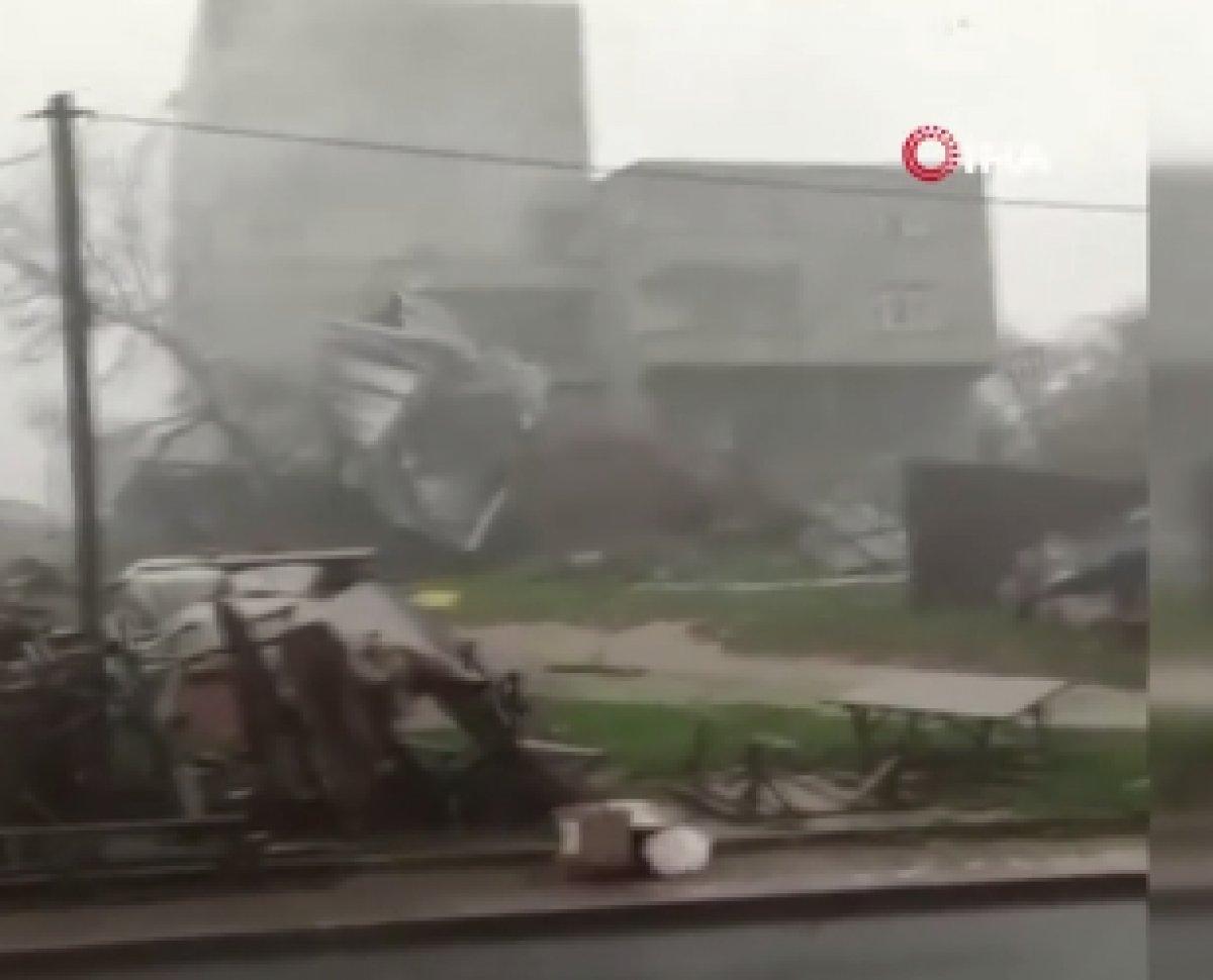 Küçükçekmece'de pazarcıların zor anları kamerada