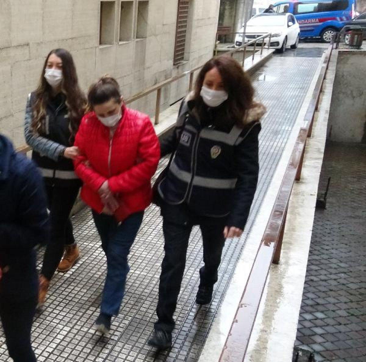 Bursa’da çıplak fotoğrafla şantaj yapıp, 60 bin lirasını aldılar