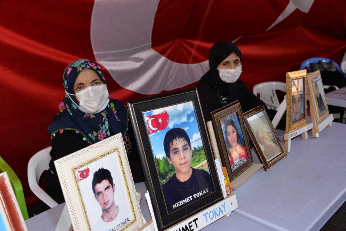 Evlat nöbetini sürdüren aileler: Ön kapı Meclis, arka kapı Kandil kapısı