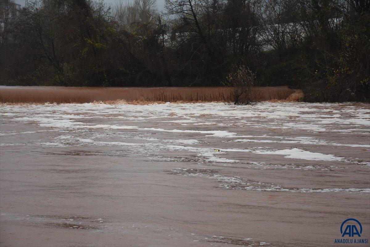Bartın Irmağı’ndaki köpürmelerle ilgili inceleme başlatıldı