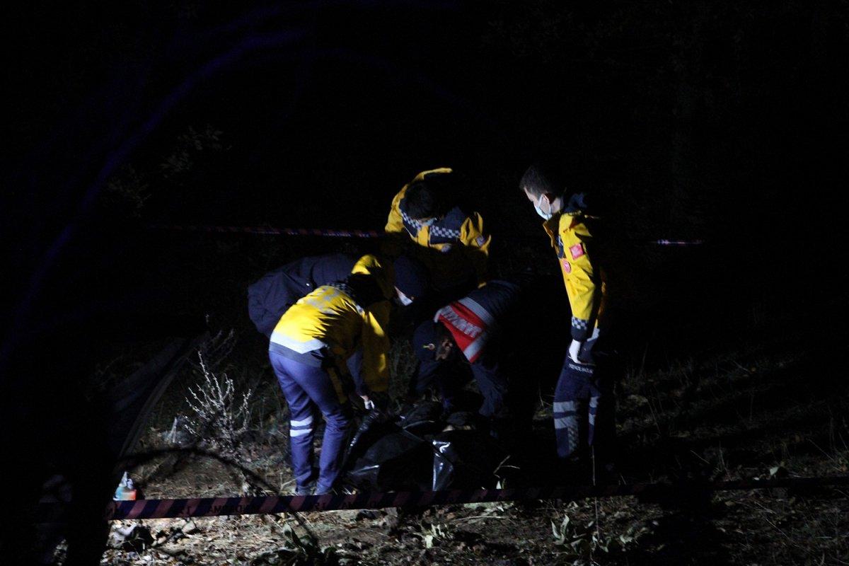 Manisa'da 72 yaşındaki traktör sürücüsü uçuruma düştü