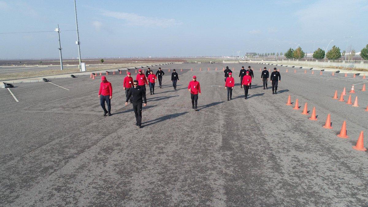 Diyarbakır'da motosikletli Yunus polislerinin zorlu eğitimi