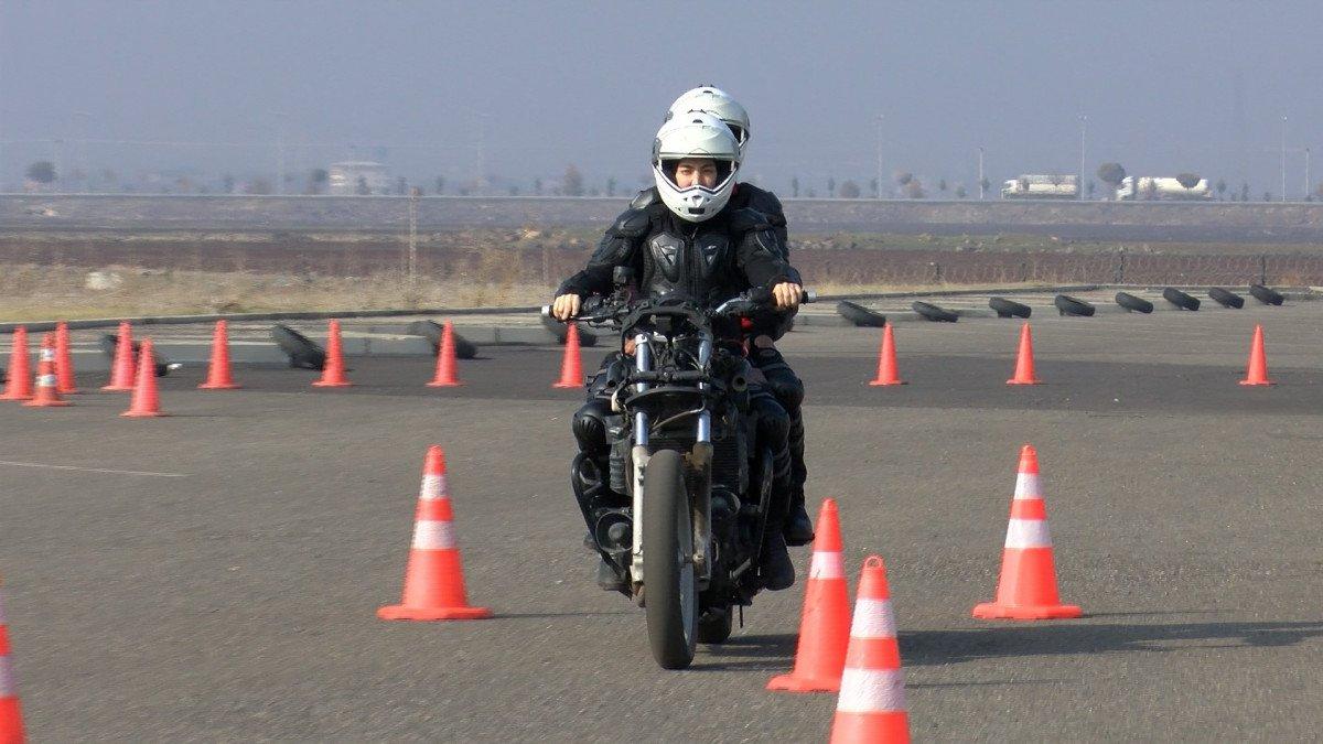 Diyarbakır'da motosikletli Yunus polislerinin zorlu eğitimi