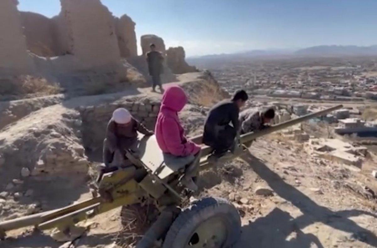 Afganistan'ın tarihi kenti Gazne, 42 yıl süren savaşın izlerini taşıyor