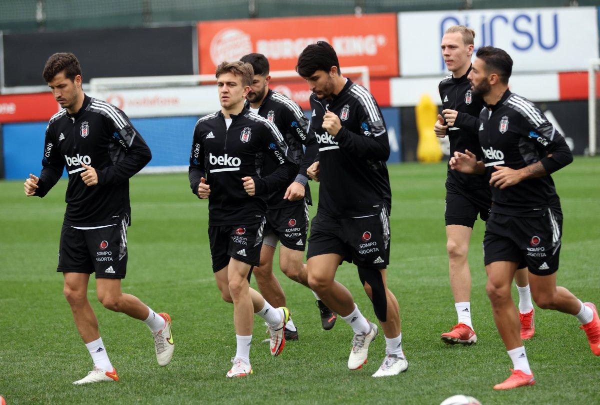 Sergen Yalçın'ın takımda kalma nedeni taraftar